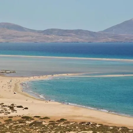 Taurus In Solymarcalma كوستا كالما